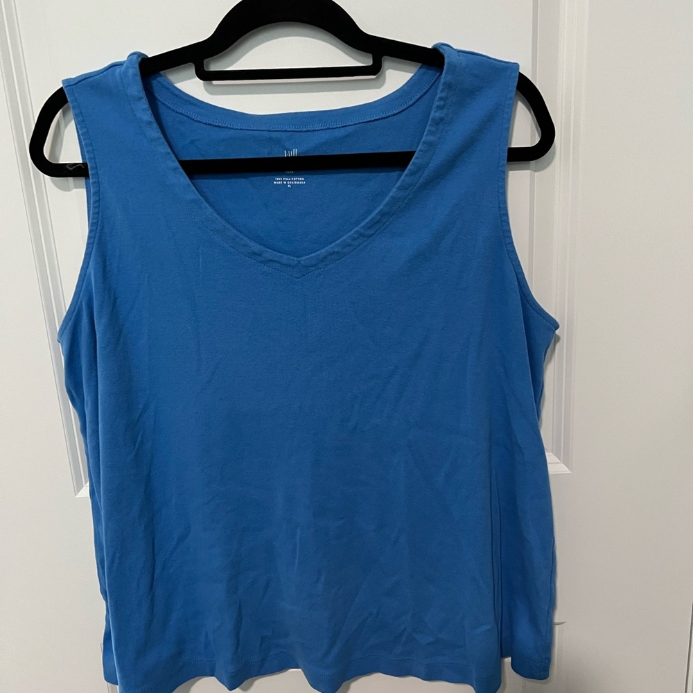 J Jill Blue Pima Rounded V-Neck Sleeveless Tank Top